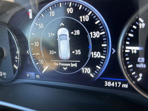 Used 2023 Buick Enclave Premium w/ Experience Buick Package image 18