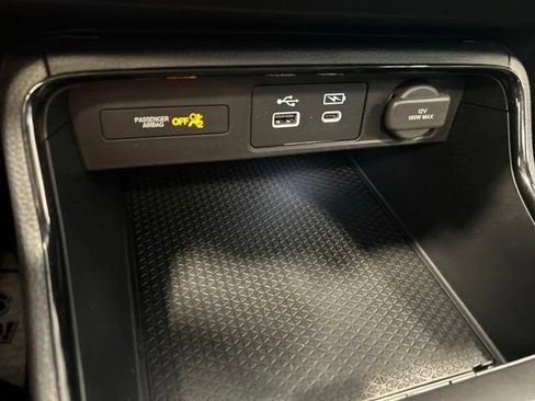 Certified 2025 Honda CR-V EX image 21