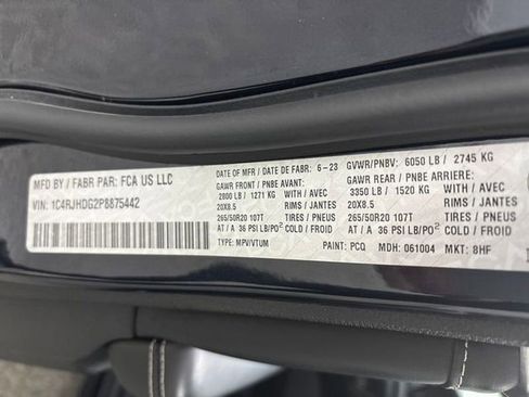 Used 2023 Jeep Grand Cherokee Overland w/ MOPAR Finishing Package image 15