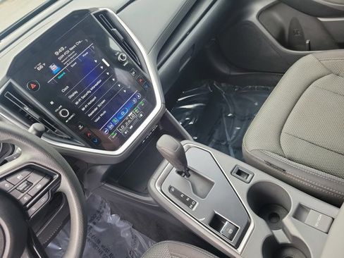 Used 2024 Subaru Crosstrek 2.0i Premium image 34