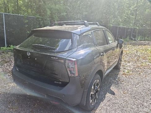 New 2026 Nissan Kicks SV w/ Charging Package AWD/4WD image 7