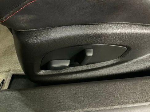 Used 2022 Chevrolet Camaro ZL1 image 27