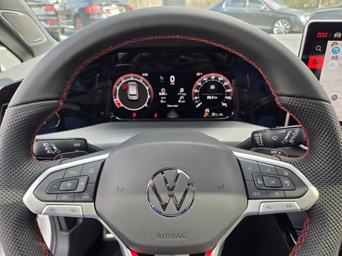 New 2026 Volkswagen Golf SE image 21