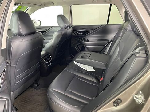 Used 2023 Subaru Outback Limited image 19