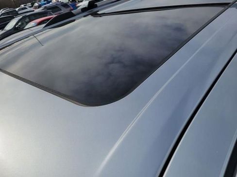 Used 2024 Ford Expedition Limited image 7