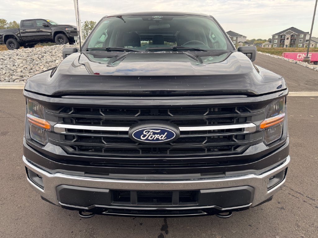 Used 2025 Ford F150 XLT w/ Equipment Group 301A Standard AWD/4WD image 2