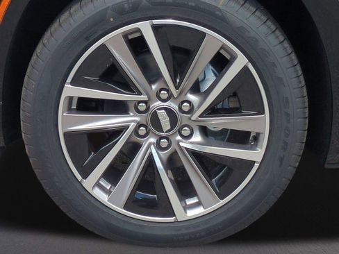 New 2026 Cadillac Vistiq Luxury w/ LPO, Floor Liner Package AWD/4WD image 15