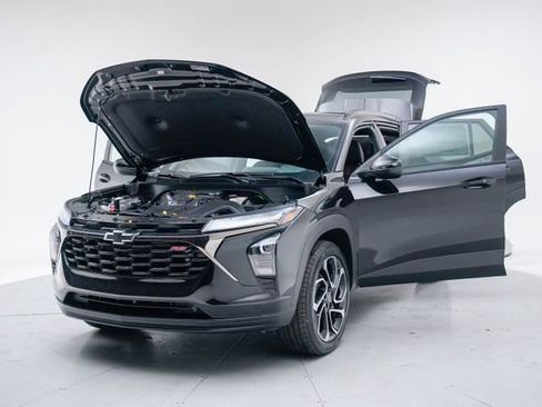 New 2026 Chevrolet Trax RS w/ Driver Confidence Package image 18
