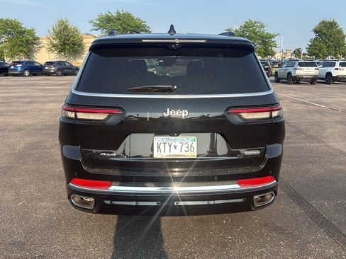 Used 2023 Jeep Grand Cherokee L Overland w/ Advanced Protech Group III AWD/4WD image 5