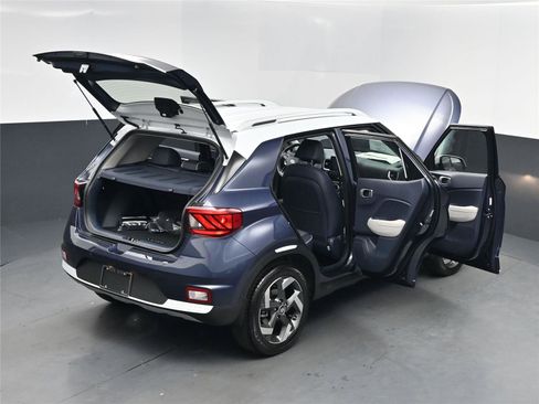 New 2026 Hyundai Venue SEL image 10