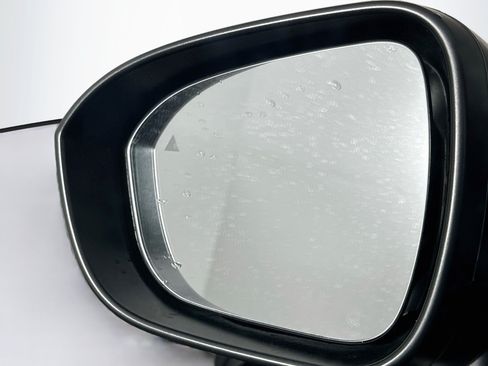 Used 2025 Nissan Rogue SV FWD image 16