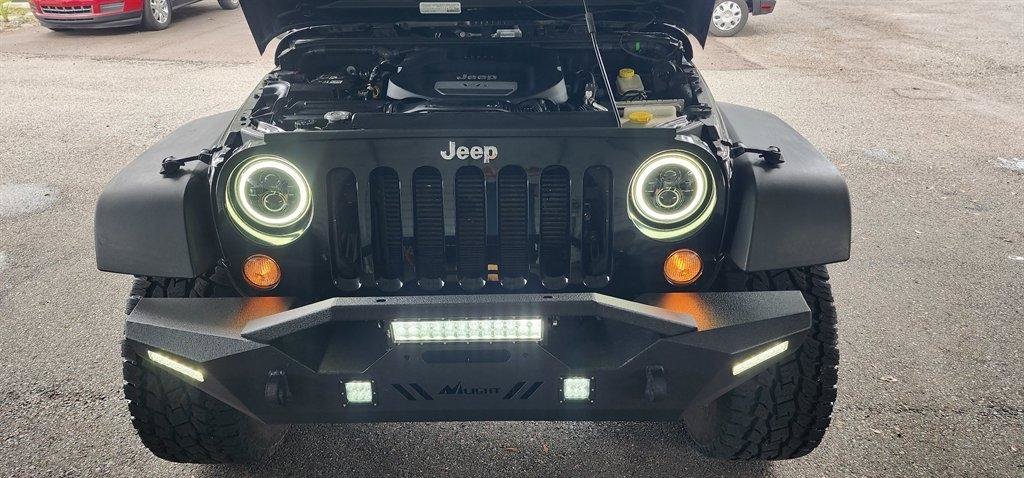 Used 2015 Jeep Wrangler Unlimited Sport w/ Quick Order Package 24S AWD/4WD image 16