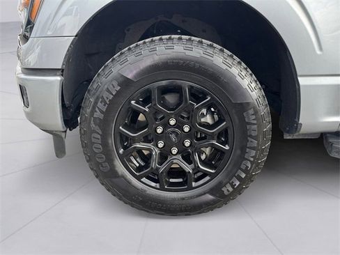 Used 2025 Ford F150 XLT w/ Equipment Group 301A Standard image 9