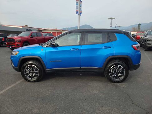 New 2026 Jeep Compass Trailhawk image 11