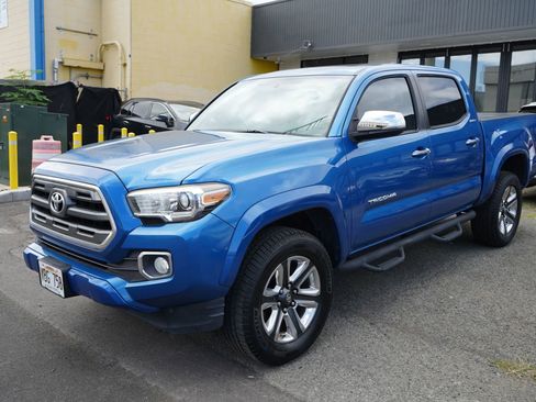 Used 2016 Toyota Tacoma Limited RWD image 5