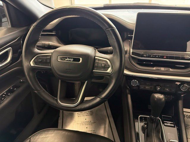 Used 2022 Jeep Compass High Altitude AWD/4WD image 29