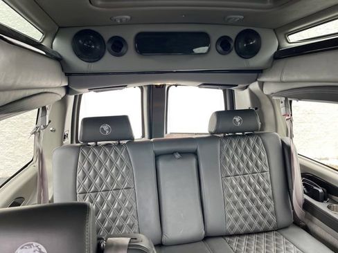 Used 2024 GMC Savana 2500 Explorer Limited SE image 11