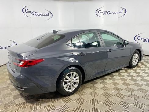 Used 2025 Toyota Camry LE FWD image 7