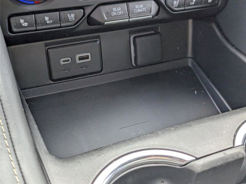 Used 2024 Chevrolet Tahoe Premier image 18