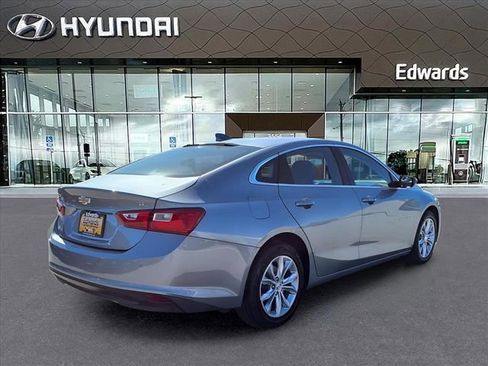 Used 2025 Chevrolet Malibu LT image 7