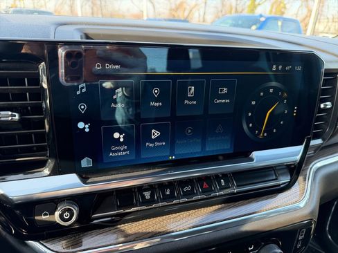 Used 2024 Chevrolet Silverado 3500 LT image 18