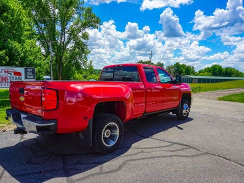 Used 2015 Chevrolet Silverado 3500 LT w/ LT Convenience Package AWD/4WD image 3