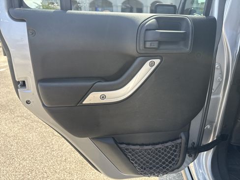 Used 2013 Jeep Wrangler Unlimited Sport AWD/4WD image 21