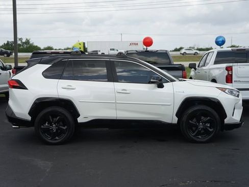 Used 2019 Toyota RAV4 XSE AWD/4WD image 5