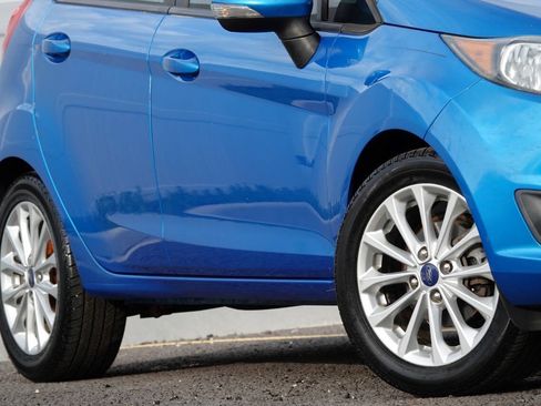 Used 2014 Ford Fiesta SE w/ Equipment Group 201A FWD image 43