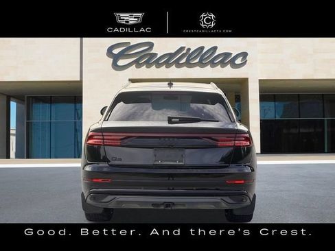 Used 2019 Audi Q8 Premium w/ Convenience Package AWD/4WD image 4