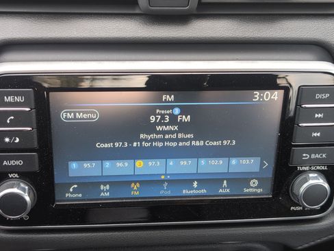 Used 2024 Nissan Versa S w/ S Plus Package image 23