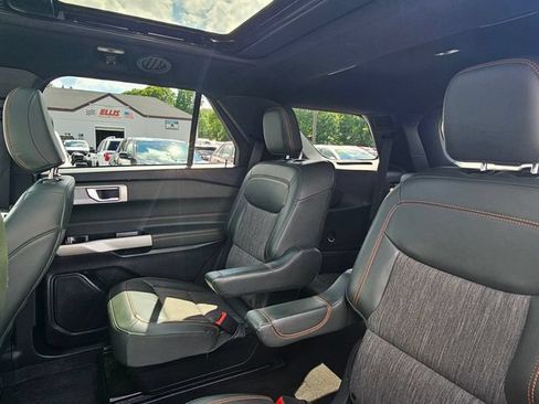 Used 2023 Ford Explorer Timberline w/ Timberline Technology Package AWD/4WD image 19