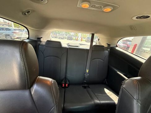 Used 2017 Chevrolet Traverse LT FWD image 20