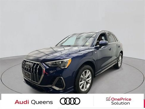 Certified 2022 Audi Q3 2.0T Premium w/ Convenience Package image 1