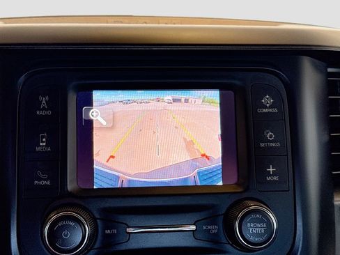 Used 2023 RAM 2500 Tradesman w/ Chrome Appearance Group image 16