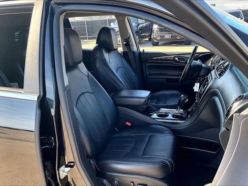 Used 2017 Buick Enclave Leather w/ Enclave Sport Touring Edition image 9