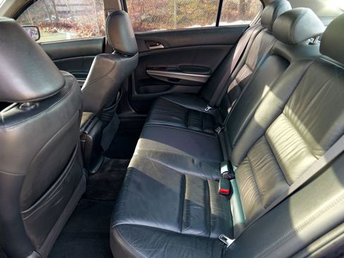 Used 2009 Honda Accord EX-L image 24