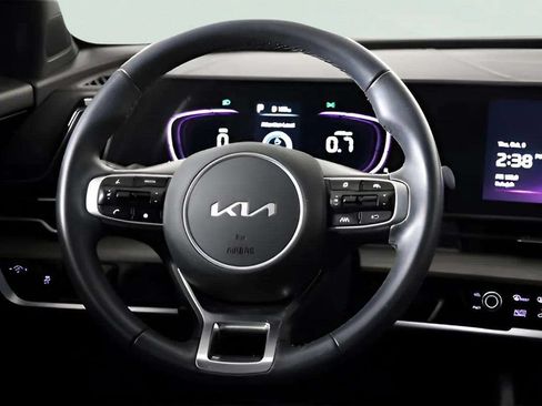 Certified 2025 Kia Sportage X-Line AWD/4WD image 11