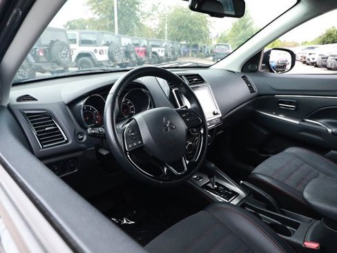 Used 2024 Mitsubishi Outlander Sport AWD image 23
