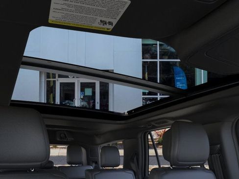 New 2026 Ford Expedition Platinum image 22