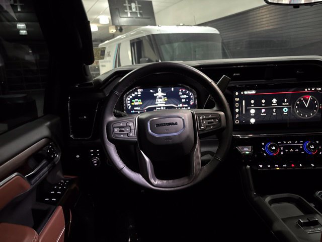 Used 2025 GMC Sierra 2500 Denali Ultimate AWD/4WD image 37
