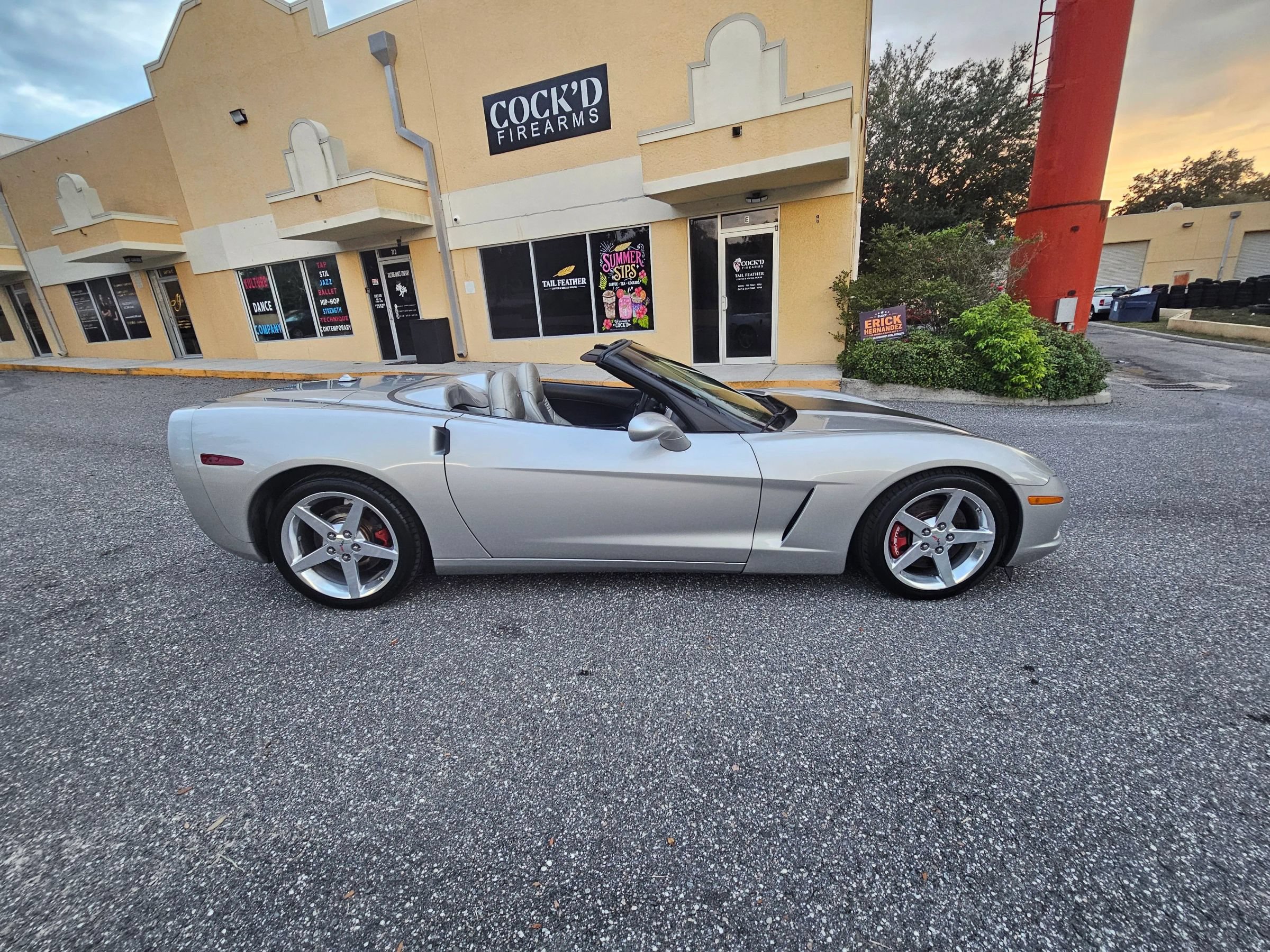 Used 2005 Chevrolet Corvette Convertible w/ Preferred Equipment Group RWD image 18