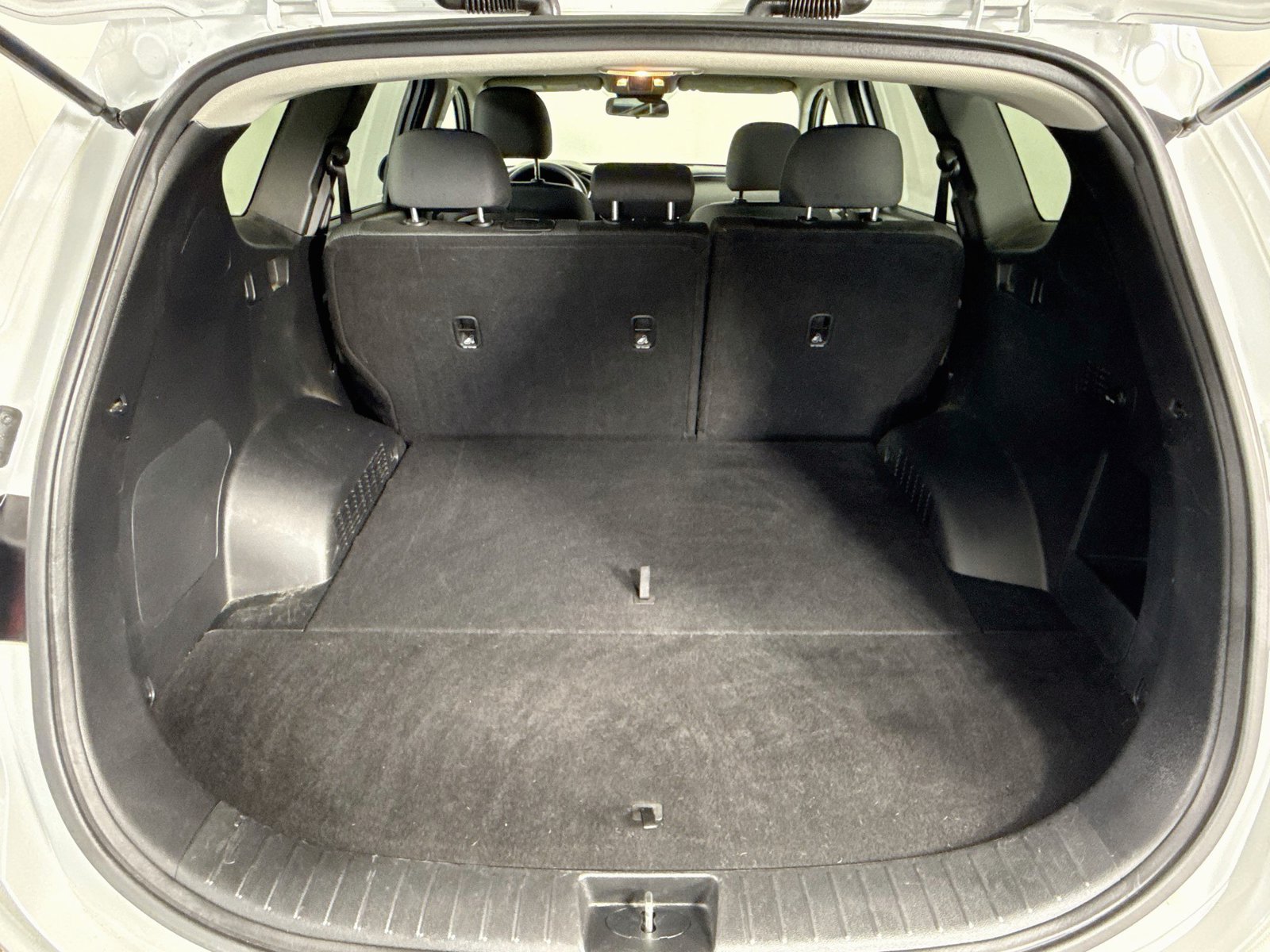 Used 2019 Hyundai Santa Fe SE AWD/4WD image 24