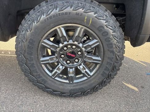 New 2026 GMC Sierra 1500 AT4X image 9