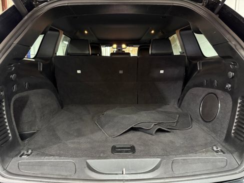 Used 2020 Jeep Grand Cherokee Limited w/ Luxury Group II image 36