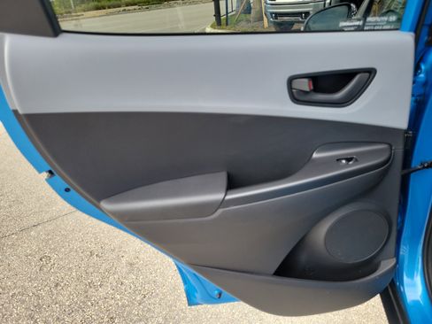 Used 2020 Hyundai Kona SEL image 24