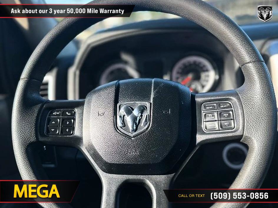 Used 2018 RAM 1500 SLT AWD/4WD image 12