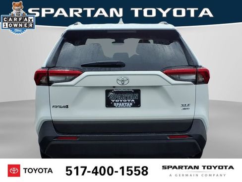 Used 2025 Toyota RAV4 XLE image 8