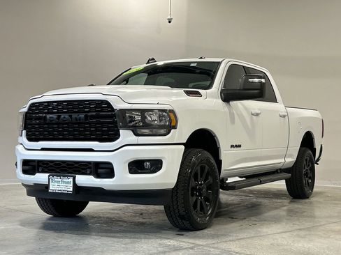 Used 2024 RAM 2500 Big Horn w/ Night Edition AWD/4WD image 2