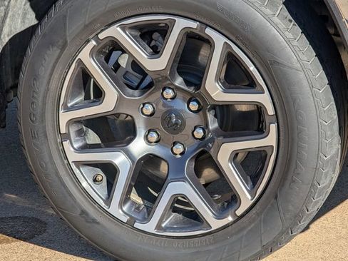 Used 2025 RAM 1500 Laramie image 10